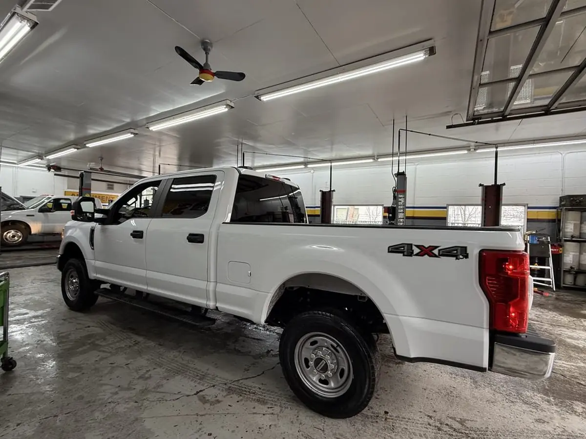 Ford F-250 4x4, también camionetas